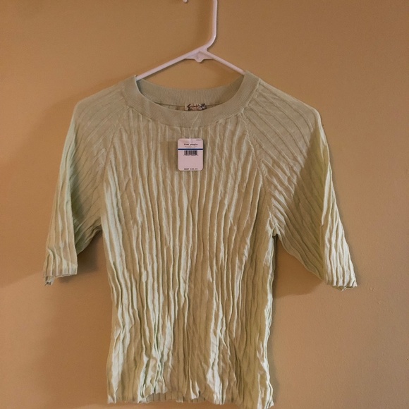 Free People Tops - Free people crop top